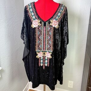 Black Velvet Embroidered V-Neck Tunic Top